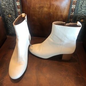 Isabel Marant Ivory Leather Ankle Booties